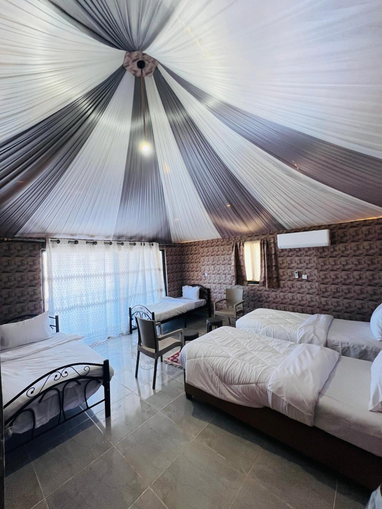 Abdullah Luxury Camp Lejlighed Wadi Rum Eksteriør billede