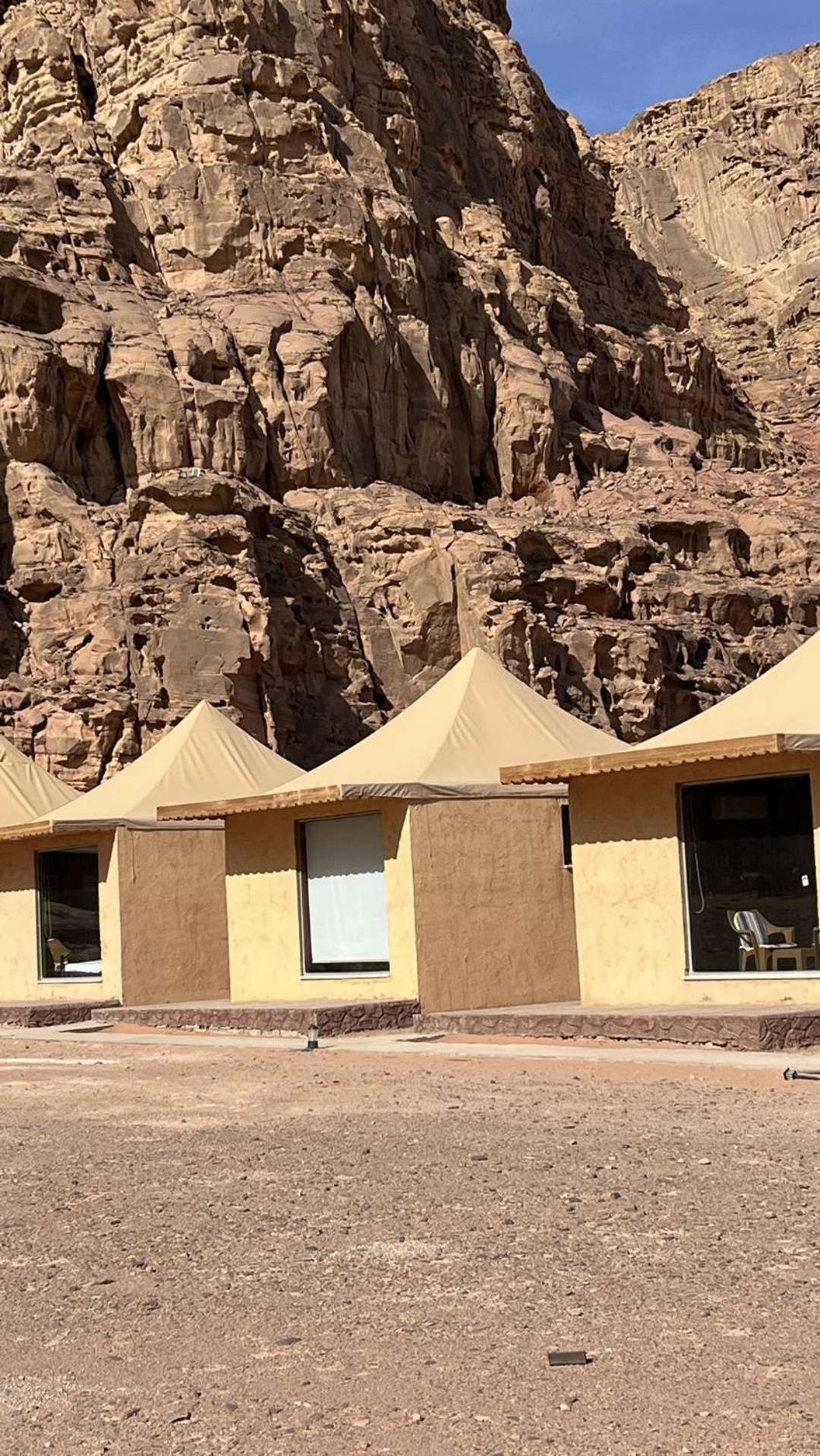 Abdullah Luxury Camp Lejlighed Wadi Rum Eksteriør billede